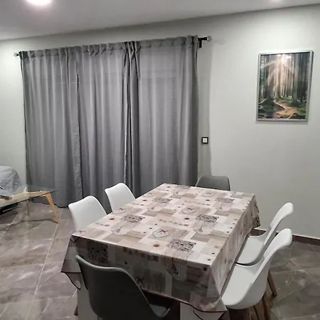 Solymar Apartment