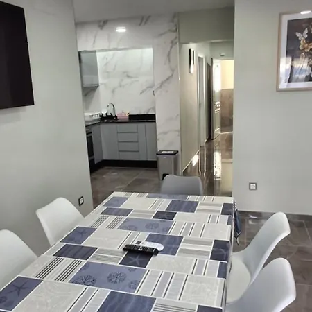 Solymar Apartment *